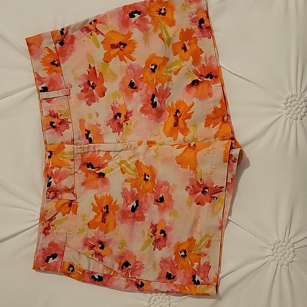 Pink Floral Women's 3" Inseam Shorts